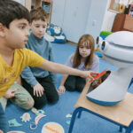 Robot edukacyjny do nauki języka angielskiego