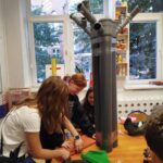 Szkolny happening stworzenie Drzewa Dobrych Myśli