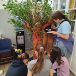 Szkolny happening stworzenie Drzewa Dobrych Myśli