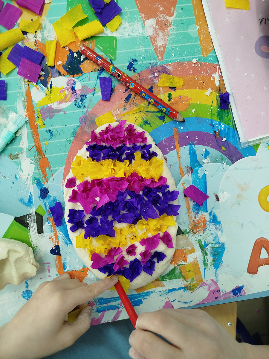 Wielkanocne dekoracje - zajęcia plastyczne